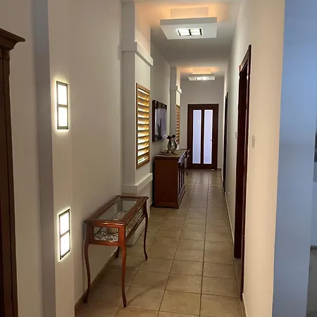 Red Rose Apartment Zurrieq